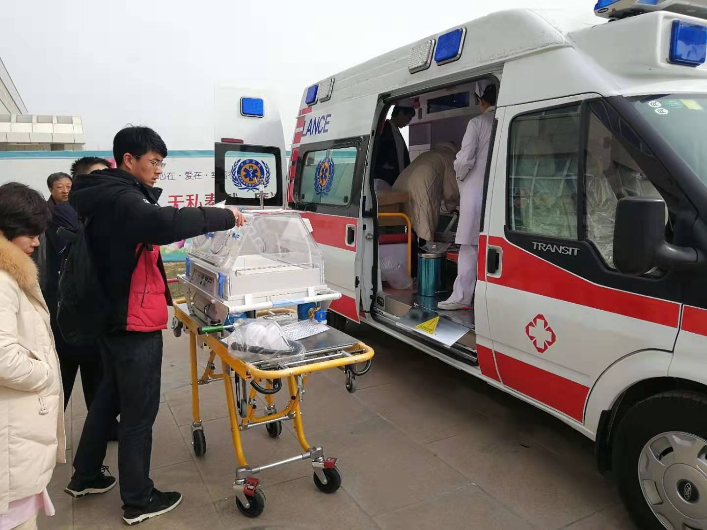 新源县救护车转院
